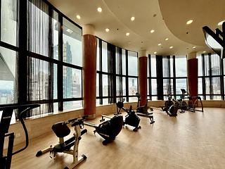 Mid Levels West - 80 Robinson Road 22