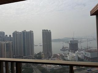 Tai Kok Tsui - Harbour Green Tower 5 02