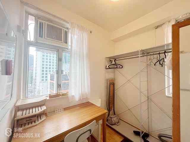 Sheung Wan - Evora Building 04