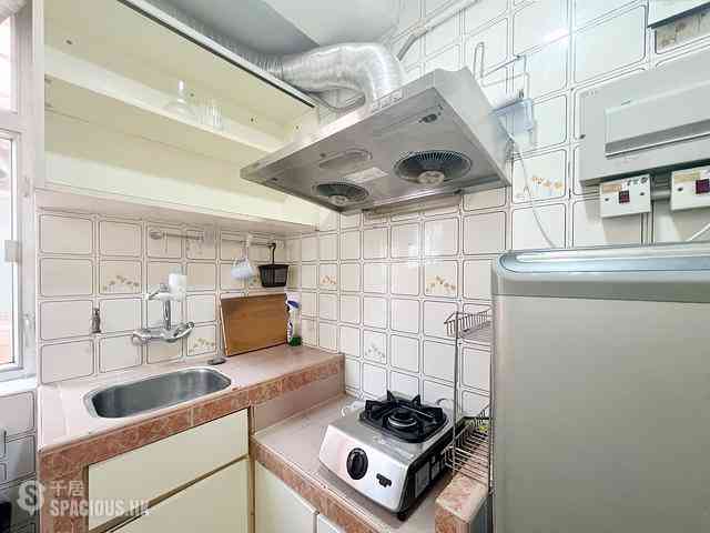 Sheung Wan - Evora Building 05