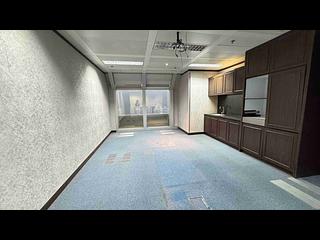 中环 - The Center 07