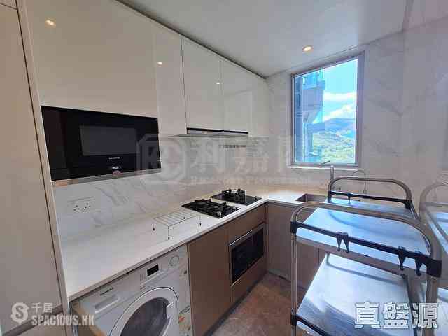 Tseung Kwan O - Savannah Block 2A 06