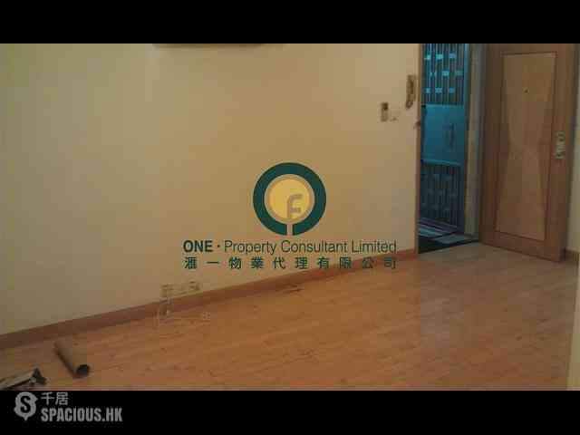 Sheung Wan - Wah Koon Building 02