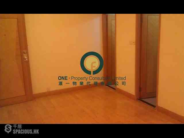 Sheung Wan - Wah Koon Building 03