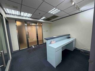 Sheung Wan - Shun Tak Centre - West Tower 07