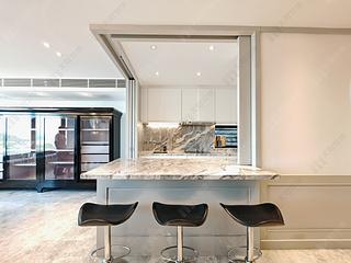 Chung Hom Kok - Pinewaver Villas 05