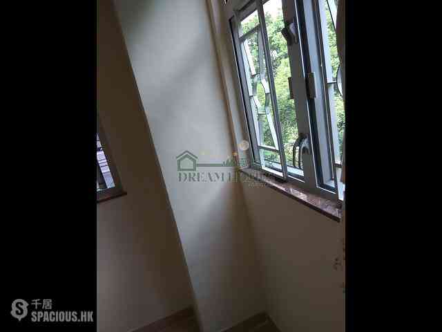 Kennedy Town - Hoi Tao Building 05