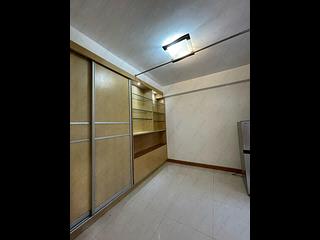 Sai Ying Pun - Hing Wah House 14