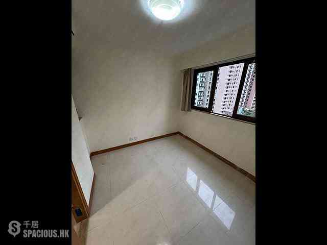 Sai Ying Pun - Hing Wah House 31