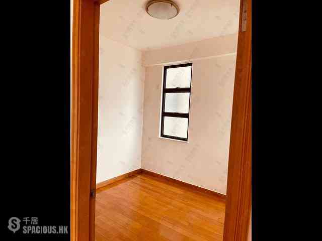 Siu Sai Wan - Fullview Garden Block 1 11