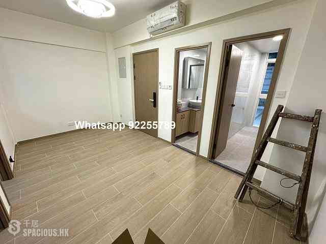 Sheung Wan - On Wah Building 03