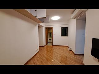 Wan Chai - Cheong Chun Building 05