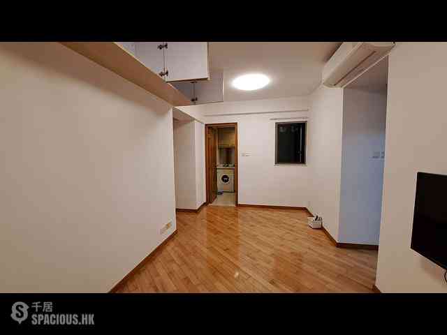 Wan Chai - Cheong Chun Building 05