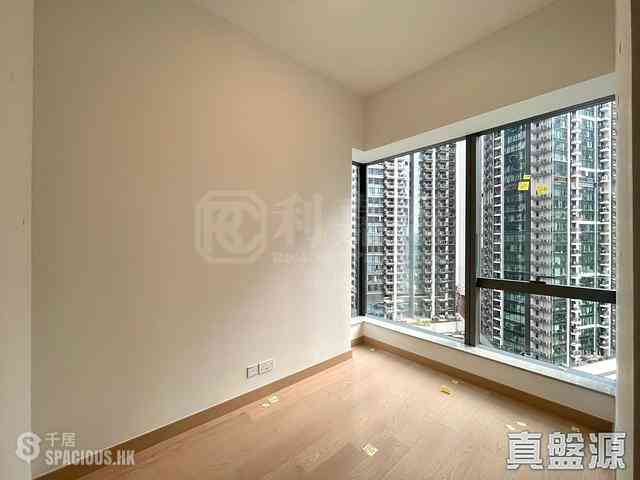 Lohas Park - Lohas Park Phase 12A Seasons Place Tower 3A 03