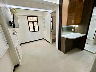 Kennedy Town - Cheong Kat Mansion 04