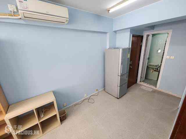 Sai Ying Pun - Tak Ming Lau 03