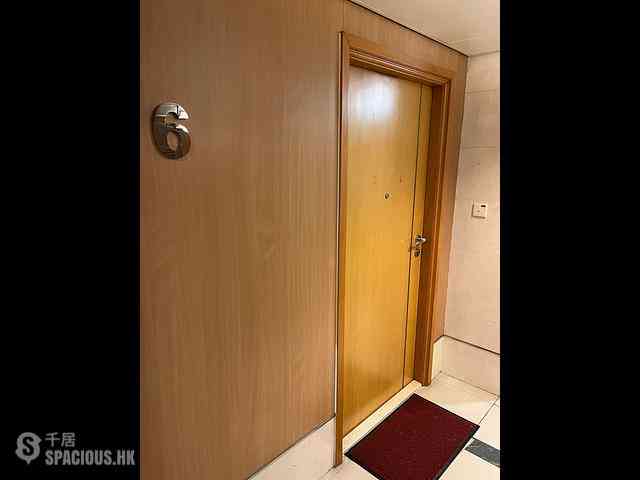 Wan Chai - 112, Johnston Road 11
