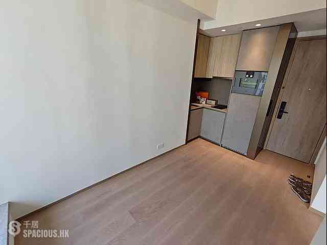 Causeway Bay - 101, Electric Road 04