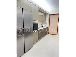 Mid Levels Central - Garden Terrace 09