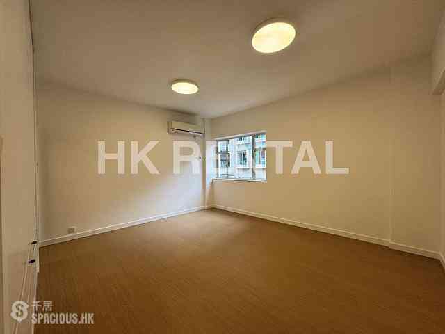 Mid Levels Central - Emerald Court 07