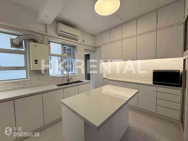 Mid Levels Central - Emerald Court 10