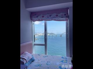 Tseung Kwan O - Monterey Block 1 03