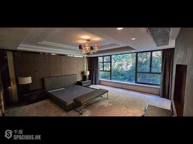 Happy Valley - The Hampton 11
