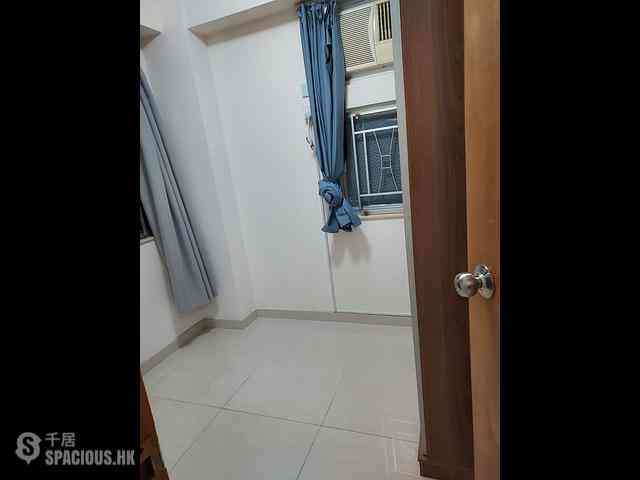 North Point - Yiu Ming Building 03