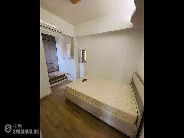 Tsim Sha Tsui - Yiu Pont House 03