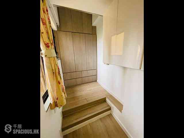 Tsim Sha Tsui - Yiu Pont House 04