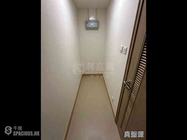 Sha Tin - El Futuro Tower 2 08
