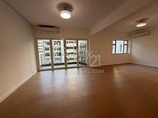 Mid Levels Central - Emerald Court 02
