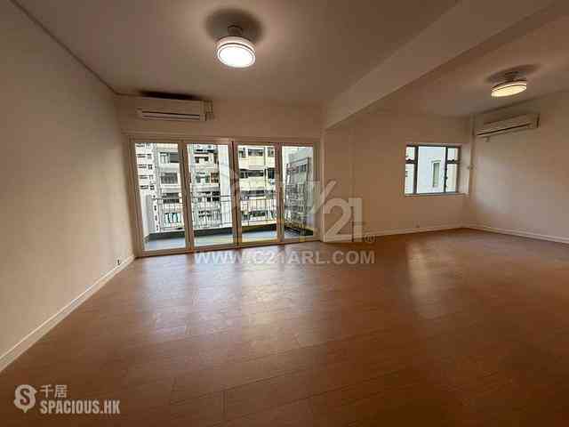 Mid Levels Central - Emerald Court 02