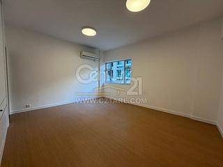 Mid Levels Central - Emerald Court 09
