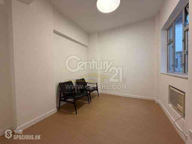 Mid Levels Central - Emerald Court 12