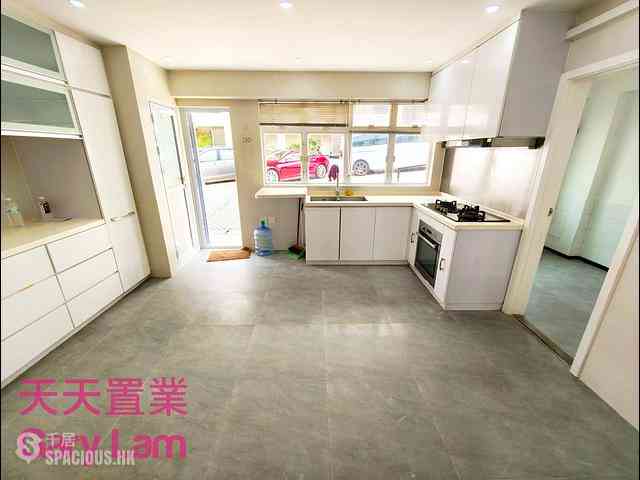 Clear Water Bay - Solemar Villas 11