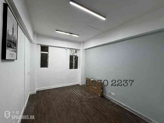 Sheung Wan - 109-111, Wing Lok Street 03