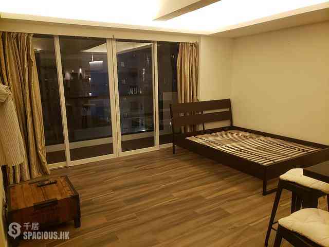 Central - 77-81, Hollywood Road 05
