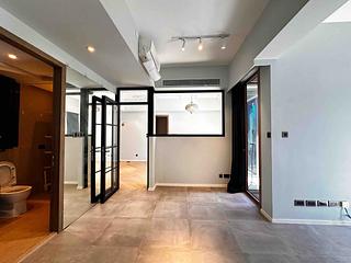 Clear Water Bay - Mount Pavilia Block 3 02