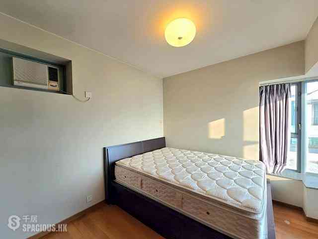 Tung Chung - Seaview Crescent 08