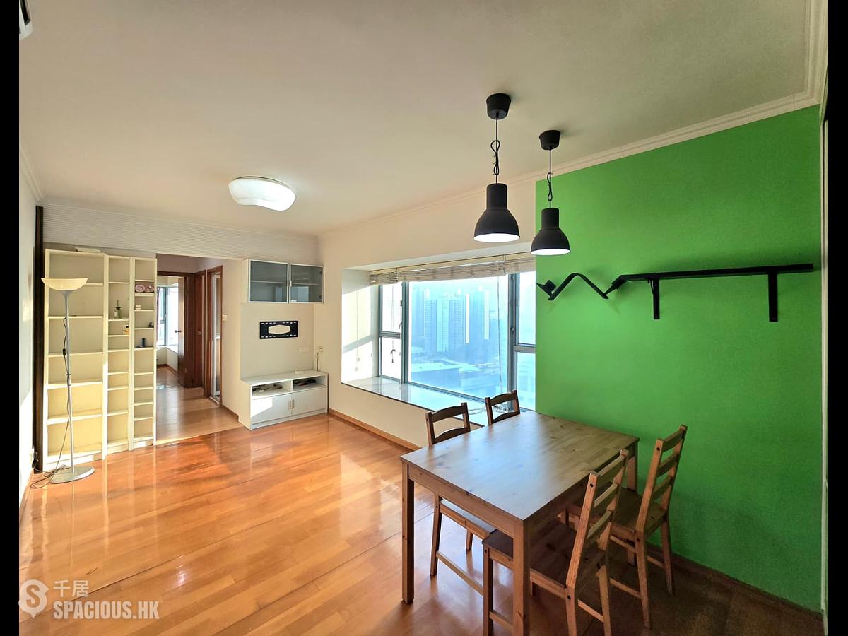 Tung Chung - Seaview Crescent 01