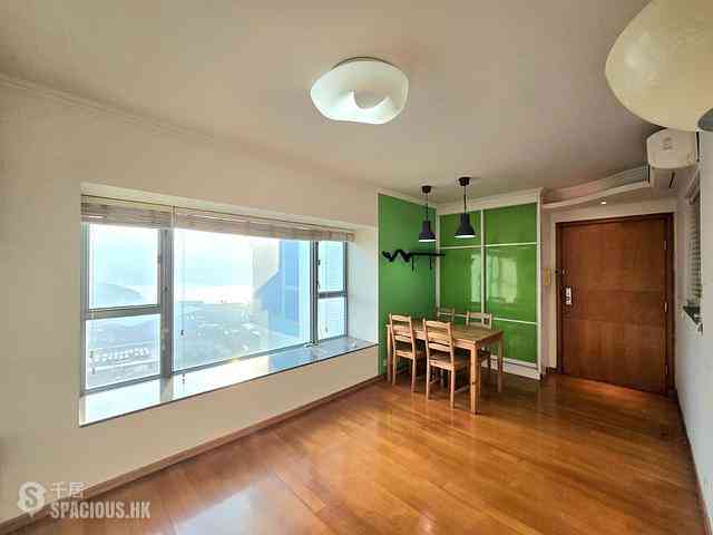 Tung Chung - Seaview Crescent 02