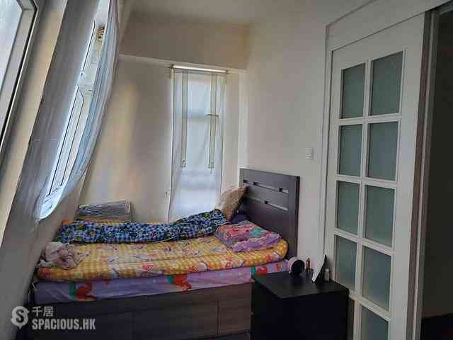 Sheung Wan - Kam Ho Mansion 02