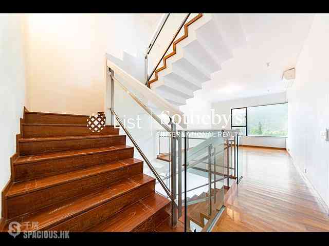 Shouson Hill - Helene Court 13