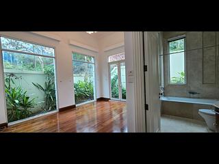 Repulse Bay - 110, Repulse Bay Road 05