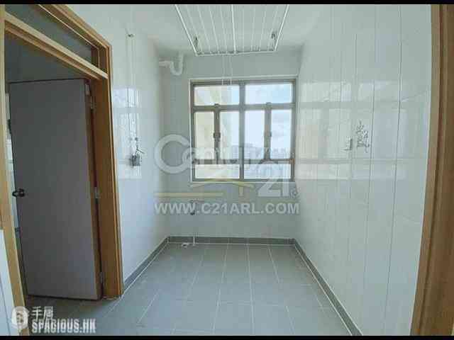 Jardines Lookout - 111, Mount Butler Road 04