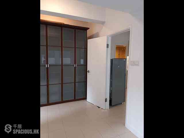 Sheung Wan - Hang Shing Lau 03