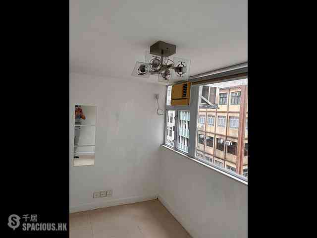 Sheung Wan - Hang Shing Lau 10