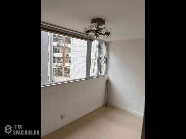 Sheung Wan - Hang Shing Lau 11
