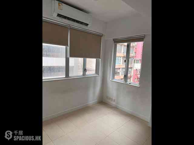 Sheung Wan - Hang Shing Lau 12